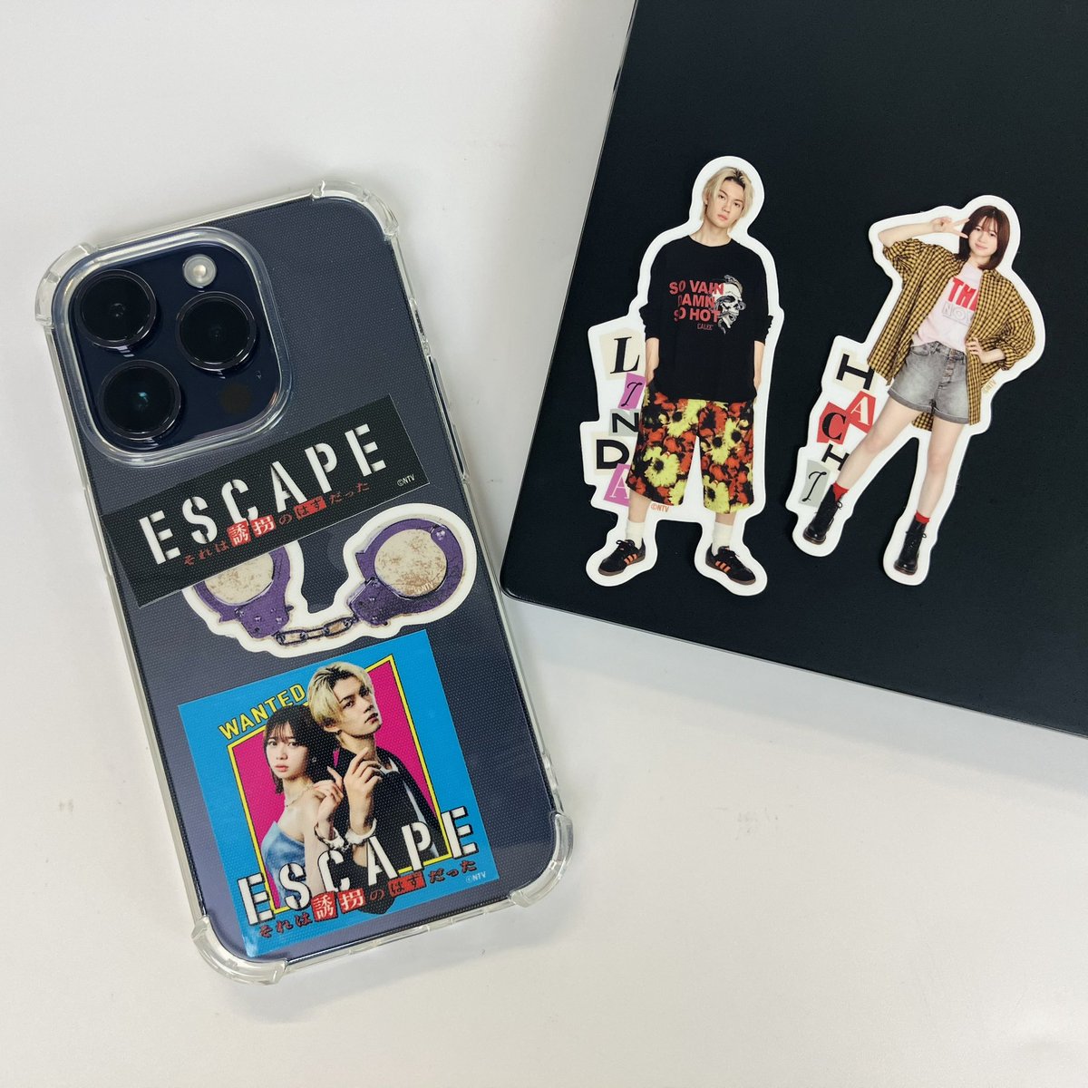 水曜ドラマ 『ESCAPE それは誘拐のはずだった』 ／ 📣ステッカーセット