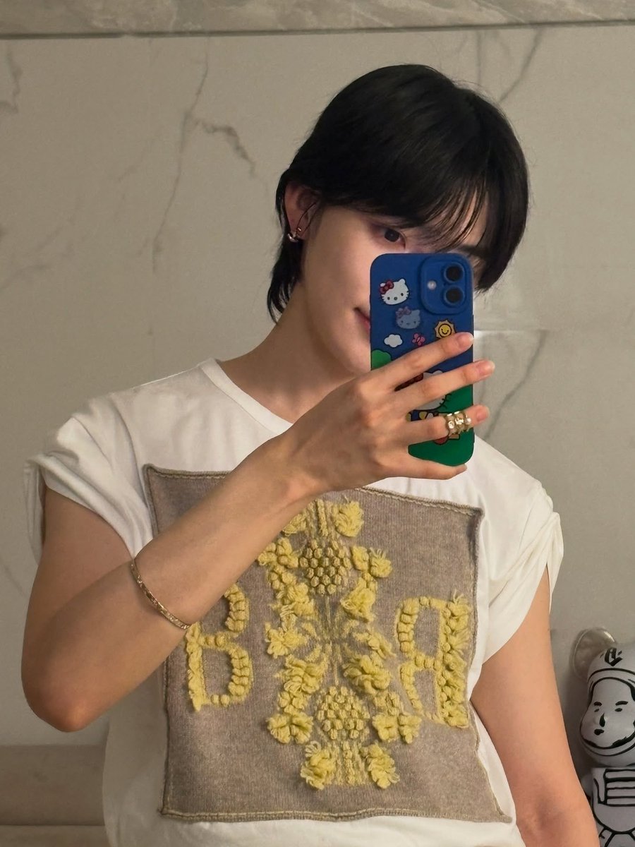ImNialled's tweet photo. ⠀
⠀
[ 💬 #VOYZ_NIALL ]
͜✦ dear NAVIGATORS
⠀
💌 Hi NAVI! 

Been a long time since I meet you guys! I'm now ready to go on a stage more in the future! Please keep supporting us in the future!
@BOYZ_VOYAGE @NATIONFFICIAL 
⠀ 
⠀ https://t.co/RMOvKbe2Vu
