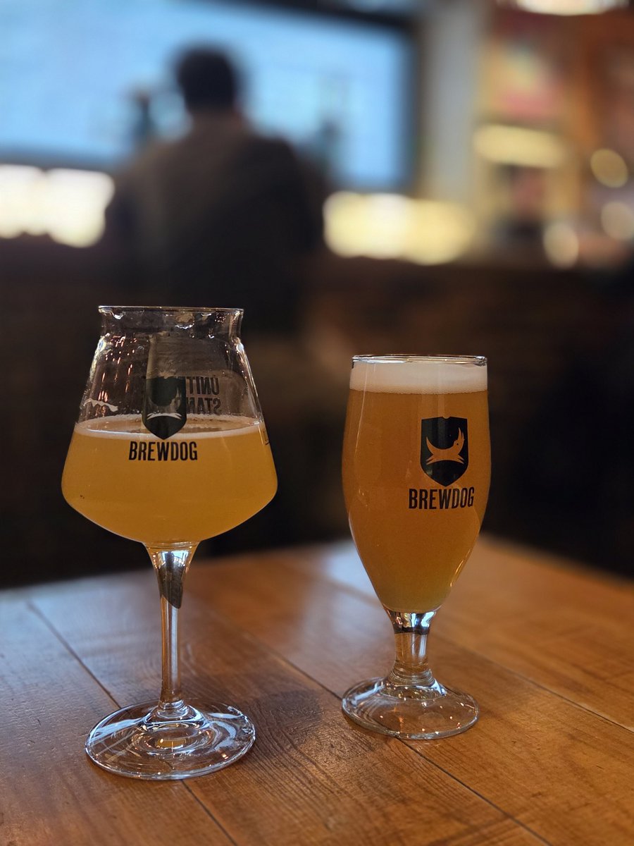 山の後にずっと行きたかった牡蠣のお店に行って生•蒸し•焼き牡蠣堪能したー🤤！
二人で38個食べた！🤤