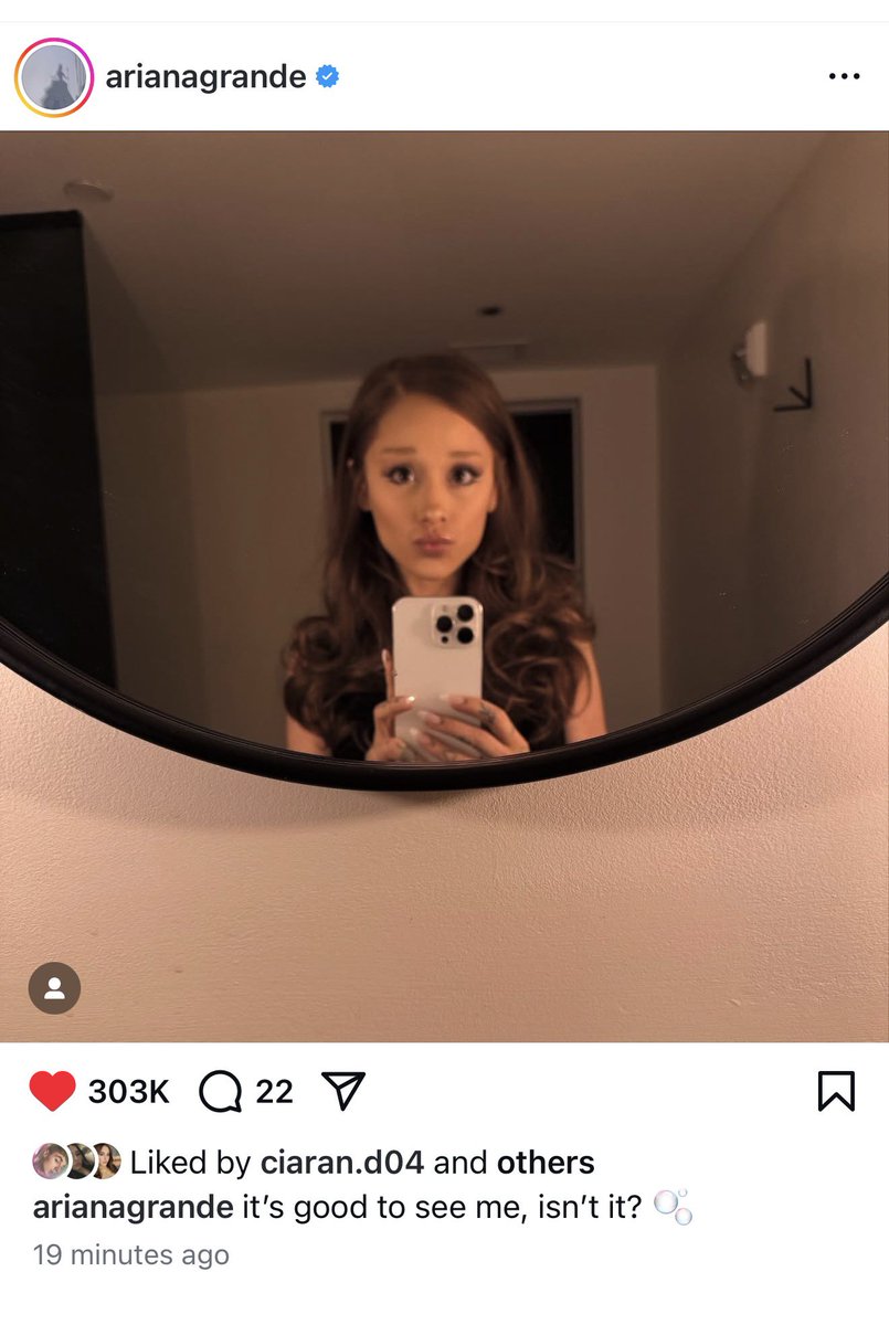 char 𑣿 tweet media