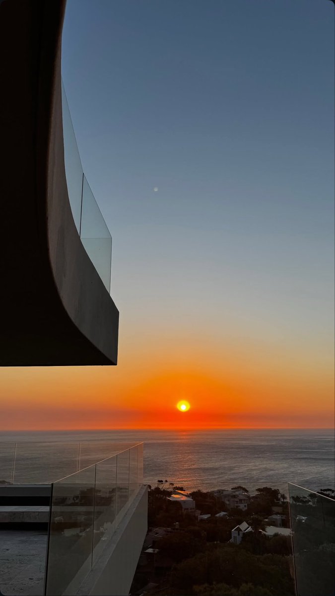 2geekerr's tweet image. October Dump

Thank God for leverage 🙏🏽.