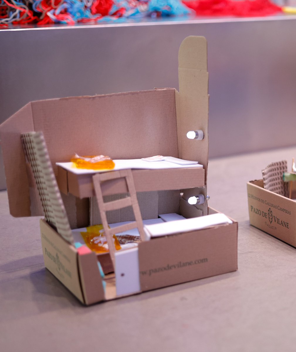 En Ilumina2, en La Casa de la Llum de <a href="/SimonElectricES/">Simon</a>, las familias dieron rienda suelta a la imaginación construyendo maquetas donde la luz fue la gran protagonista.

Además, pudieron explorar el edificio desde una mirada diferente. 

La crónica 👉 chiquitectos.com/taller-familia…