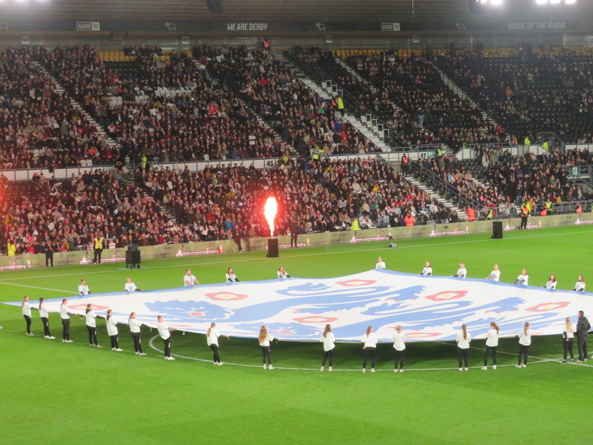 luc7_dcfc's tweet image. Amazing to be able to support the @Lionesses at our home, Pride Park.  
Its so good they visit various grounds &amp;amp; see the support growing! 

Controlled game; easy red card decision &amp;amp; yet fewest free kicks seen a long while ! 
#lionesses #pridepark #proud #welldonedcfc
