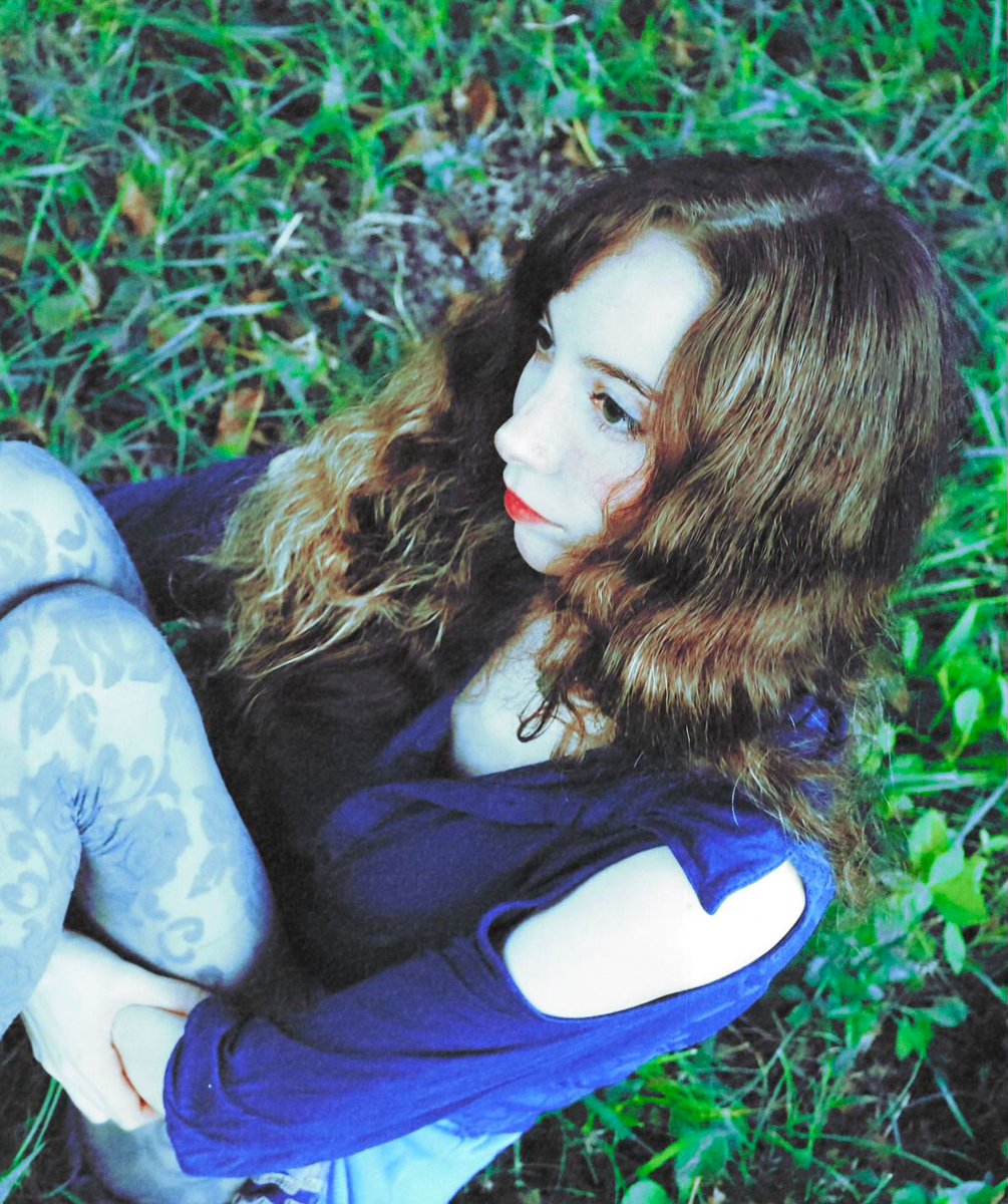 famemagazine's tweet photo. FM Pro·fm soundwaves
Daphne Blue ignites with ‘See-Through’ — a breakup anthem that burns clean

a high-voltage breakup anthem that slams the door and sets it on fire.

https://t.co/cOrP8Tvvw7 https://t.co/a6xmrZ6eEZ