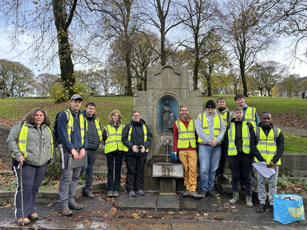 Annette Lokier tweet media