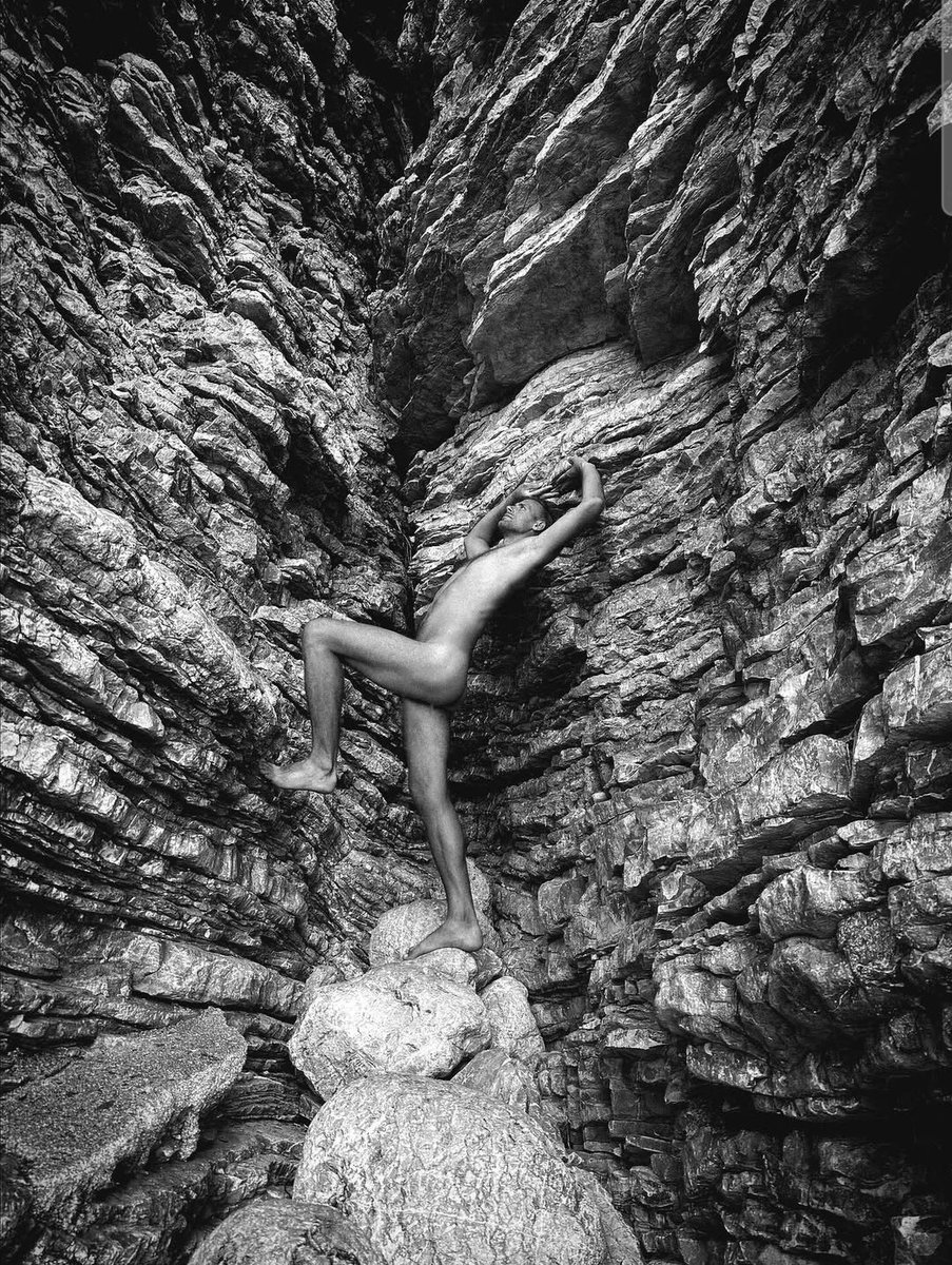 cus_support_s's tweet photo. Born of stones.  Nature speaks #fyppppppppppppppppppppppp #newyork https://t.co/2HPXjC4vVE