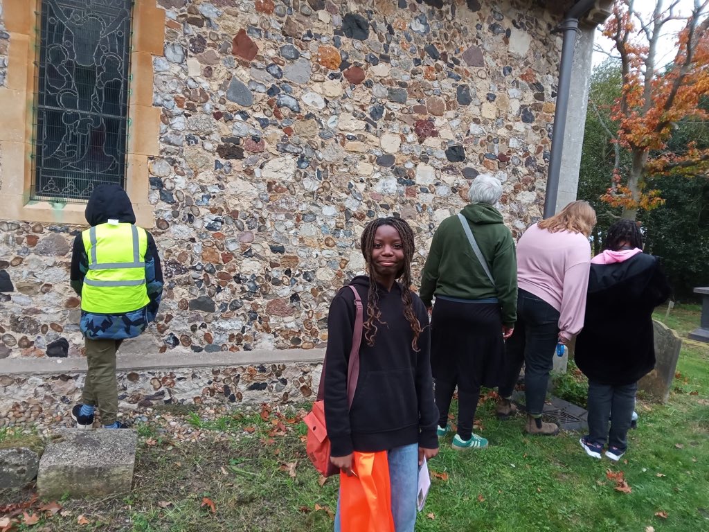 PHOEBEIPS's tweet image. Our trip to Dunwich included textiles fun and exploring the leper Chapel of Dunwich. 

#halftermfun #community #exploring #history #fun