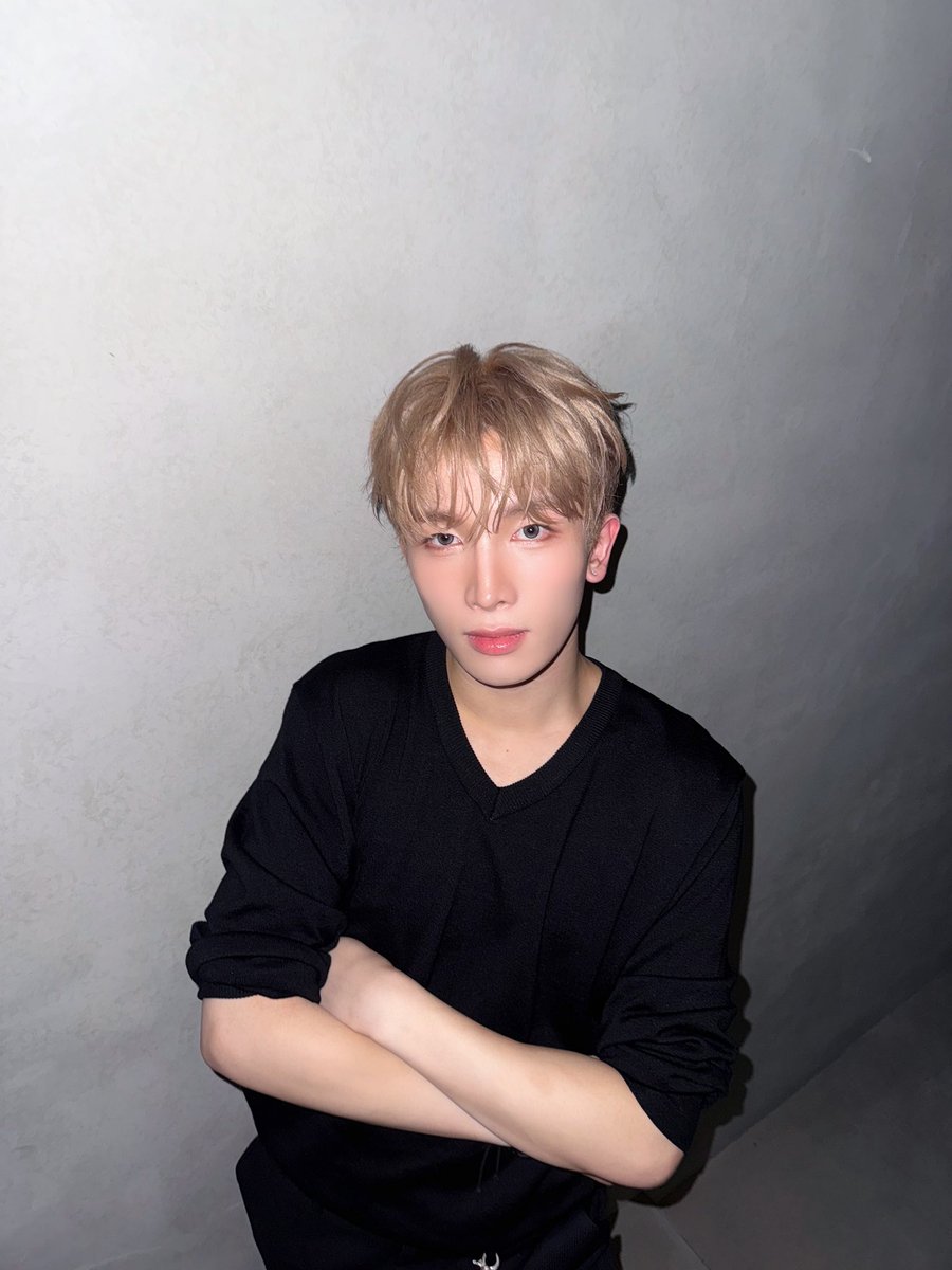 안 보고싶은 날이 어디있겠니!!
네 얼굴이 이런데!!!!