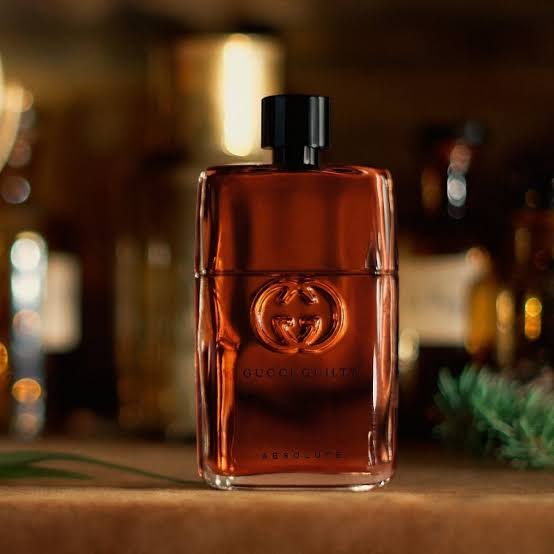kalravkapadia's tweet image. PerfumeAddicts Exclusive Deal:

150ml EDP SUPER FLASH DEAL 💟💟💟

DIRTY SMOKY SEXY BOOZY LEATHER 💓💓💓💓

Not for the FAINT HEARTED ONES ❤️‍🔥❤️‍🔥

Gucci Guilty Absolute Pour Homme for men from Gucci 150ml EDP for 8800. #boozy #sexy #raw #masculinity 

Gucci Guilty Absolute Pour