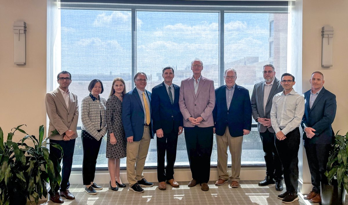 Last week’s TRC4 Advisory Committee Meeting was a powerful reminder of what’s possible when military, academic &amp; research leaders unite.

Grateful for the momentum, shared vision—and a great moment with <a href="/UTSA/">UT San Antonio</a>'s <a href="/PresidentEighmy/">Taylor Eighmy</a> 

#TRC4 #trc4 #TraumaResearch #UTSystem