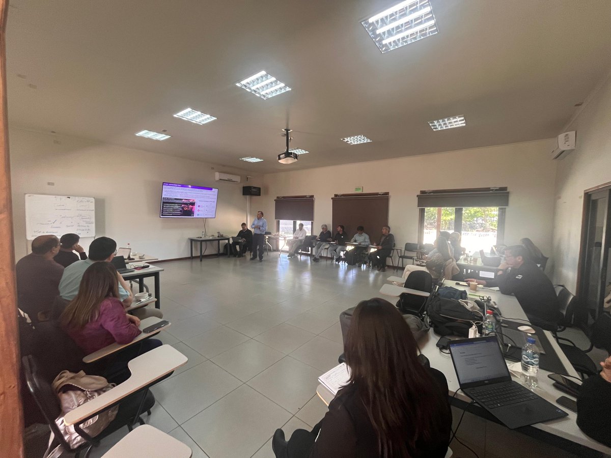 AHORA: En nuestra asamblea, el gerente de Magallanes, Rodrigo Bustamante, realiza una presentación a las y los dirigentes, abordando la Estrategia y Plan de Negocio 2025-2029 de Exploración y Producción, el desarrollo de nuevos negocios y otras materias.