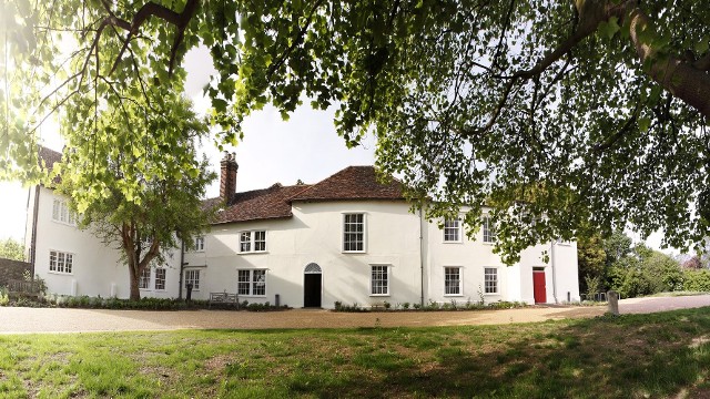 ICYMI | Valence House Master Plan approved at cabinet 🙌🏽 

Valence House Museum - the borough’s only surviving medieval manor house - will undergo a significant transformation under the new master plan 🤩 

Read more👇🏾 
orlo.uk/awBq3

<a href="/CllrAshraf/">Cllr Saima Ashraf</a>
