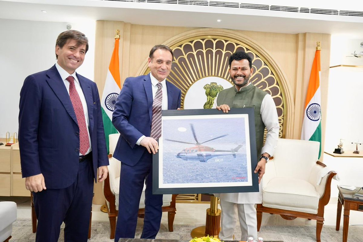 RamMNK's tweet photo. Had an engaging interaction with a delegation from Leonardo Helicopters, one of the leading helicopter manufacturers in the world.

Given India’s vast and diverse topography, rapidly growing urban centers and the growing demand for regional connectivity, helicopters have immense potential in the country.

Our discussions focused on various opportunities to build a robust helicopter ecosystem in India.

ప్రపంచ ప్రఖ్యాత హెలికాప్టర్ తయారీ సంస్థల్లో ఒకటైన లియోనార్డో హెలికాప్టర్స్ ప్రతినిధి బృందంతో జరిగిన సమావేశంలో పాల్గొన్నాను.

దేశం యొక్క విస్తారమైన భౌగోళిక వైవిధ్యం, వేగంగా అభివృద్ధి చెందుతున్న నగరాలు, ప్రాంతీయ కనెక్టివిటీపై పెరుగుతున్న డిమాండ్ దృష్ట్యా, దేశంలో హెలికాప్టర్లకు అపారమైన అవకాశాలు ఉన్నాయి.

ఈ సమావేశంలో దృఢమైన హెలికాప్టర్ ఎకోసిస్టమ్ నిర్మాణానికి దేశంలో ఉన్న అవకాశాలపై విస్తృతంగా చర్చించాము.