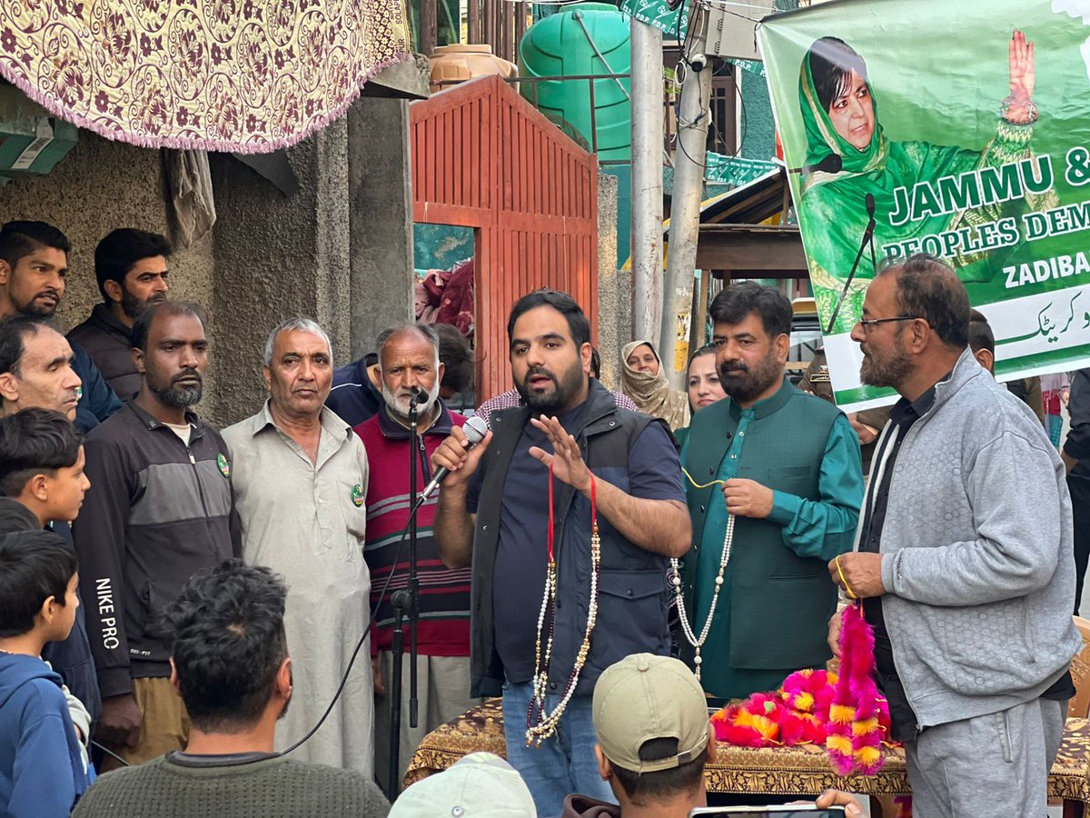 jkpdp's tweet photo. Party functionaries today held a meeting at Kanidever, Hawal,Srinagar where party members emphasised the need to bolster grassroots coordination and expand public outreach efforts in the area. @ZaidGowher https://t.co/HYETBVi47A