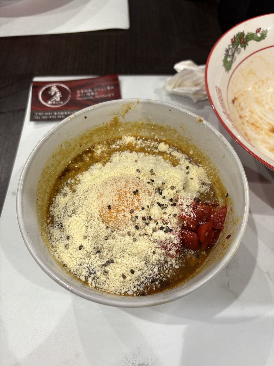 夢者@秋津

旨トマカレーつけ麺　大　1,400円

先日が普通のカレーなら今日は🍅🍛🍜

当然美味いのだが、茄子がカレーにこんなに合うとはと思わされる存在感🍆

追い飯というかカレーライスも贅沢な仕上がり🍛

もはや、料理二品🍜🍛

#MUSYAHIGE0502