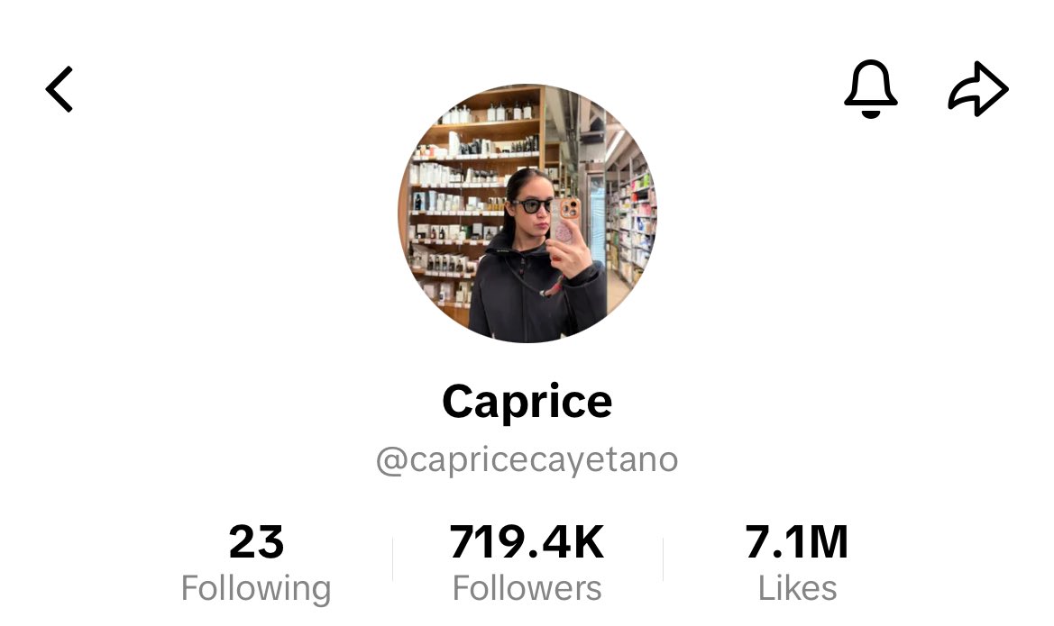 capricesaa's tweet image. sobrang bilis tumaas nung followers niya omg deserve

HALLOWed with CAPRICE