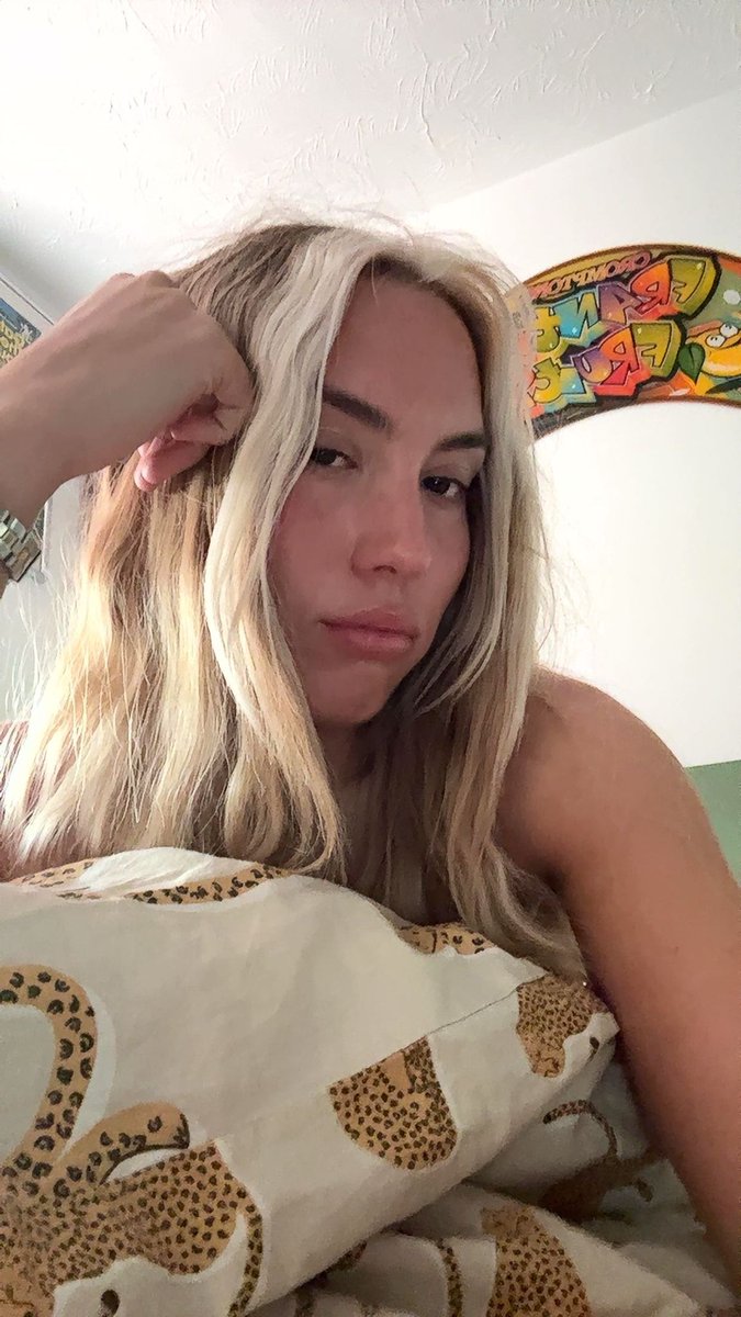 come and talk to me xx