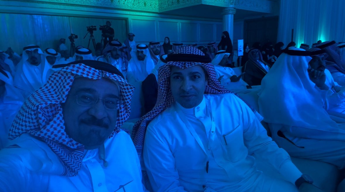 مع الدكتور محمد الانصاري <a href="/DrAlansariMAA/">Dr.Mohammed Alansari</a>  على هامش المنتدى.