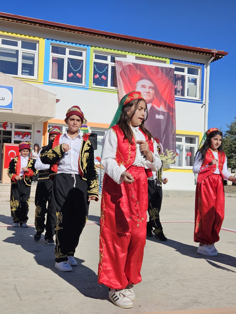 29 Ekim Cumhuriyet Bayramımızı coşkuyla kutladık. Bayramımız kutlu olsun 👏🇹🇷 <a href="/ispartamem/">Isparta İl Millî Eğitim Müdürlüğü</a> <a href="/GelendostK/">Gelendost Kaymakamlığı</a> <a href="/GelendostIlce/">Gelendost İlçe Milli Eğitim Müdürlüğü</a>