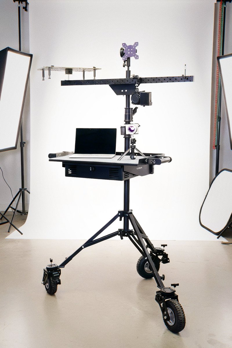 cinegearfactory's tweet image. OOTD of @cinegearfactory Cobile WorkStation😍🔥🎉

#OOTD #CobileWorkStation #studioequipment #camerashot