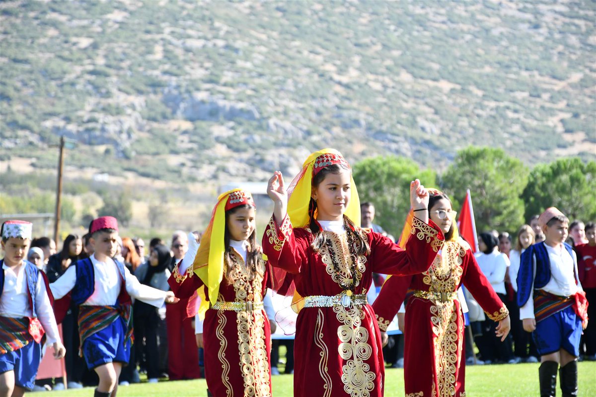 29 Ekim Cumhuriyet Bayramının 102. Yılı İlçemizde Coşku İle Kutlandı.