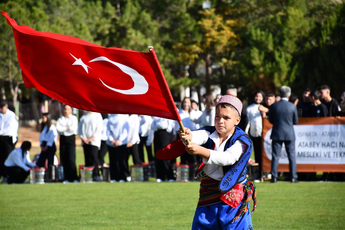 TC_Atabey's tweet photo. 29 Ekim Cumhuriyet Bayramının 102. Yılı İlçemizde Coşku İle Kutlandı. https://t.co/gbHlUEsFZq
