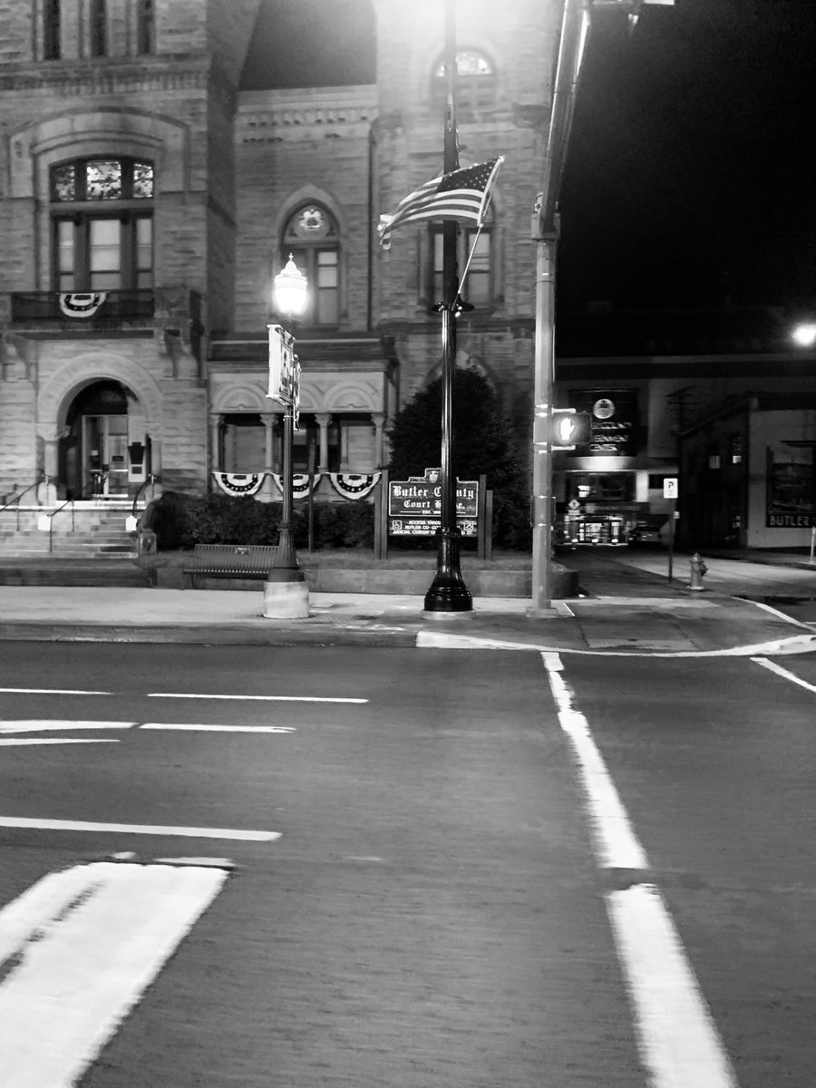 Photographers, show us some of your street photos 📸
Butler, PA. 2021