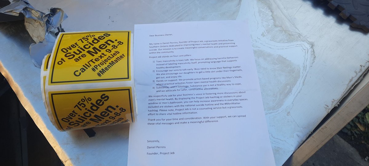 BlackBeard20096's tweet photo. Many stickers handed out.
And over 50 of these 1 page flyers passed along to professionals.
My tools are sharp and my drive is tempered.
I saw the fires of depression hell.
#ProjectJeb
#SuicidePrevention
#MenMatter https://t.co/iiDYLdkygT