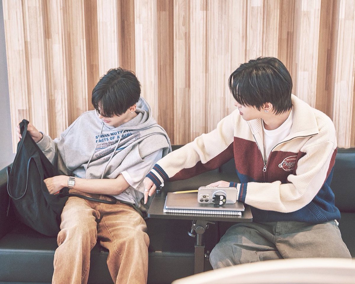 let_them_be2's tweet photo. 아오 ㅎㅎㅎ좋아라 열트해야지 https://t.co/oDiBNQI9EE