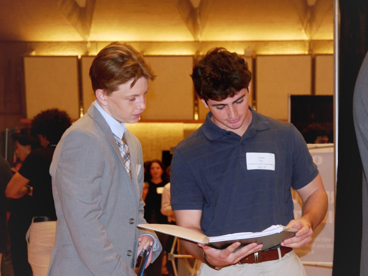 Isenberg School of Management tweet media