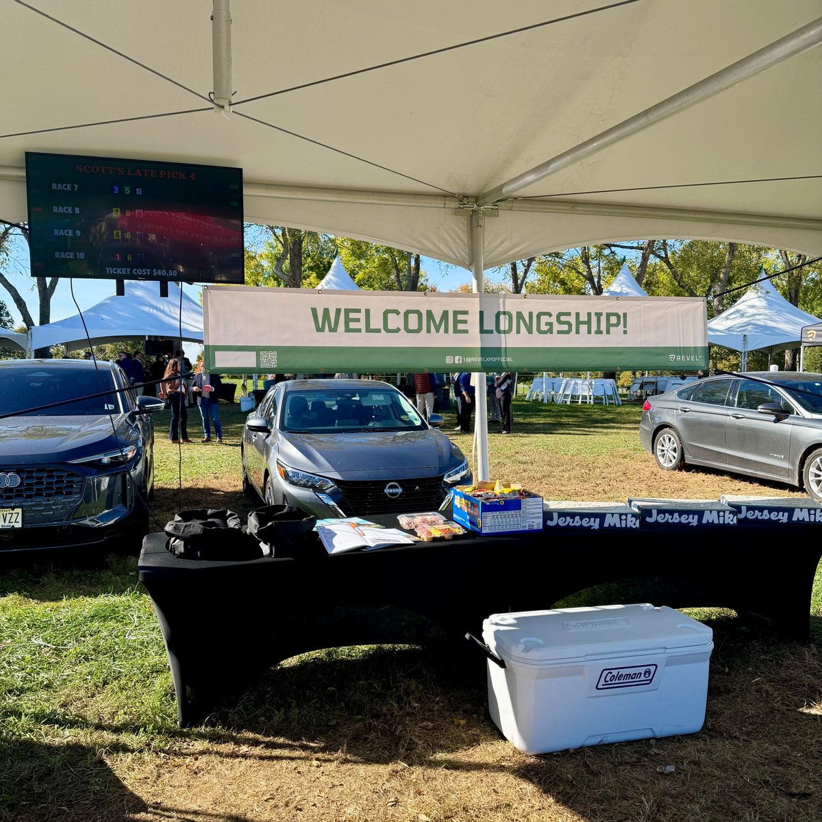 LongshipLex's tweet image. What a perfect way to wrap up the 🍂🏇Fall Keeneland🏇🍂 season!

Our team enjoyed a great afternoon at a Keeneland tailgate last Friday connecting with friends, clients, and celebrating new partnerships!

#longship #lifeatlongship #jointheship #keeneland #tailgate