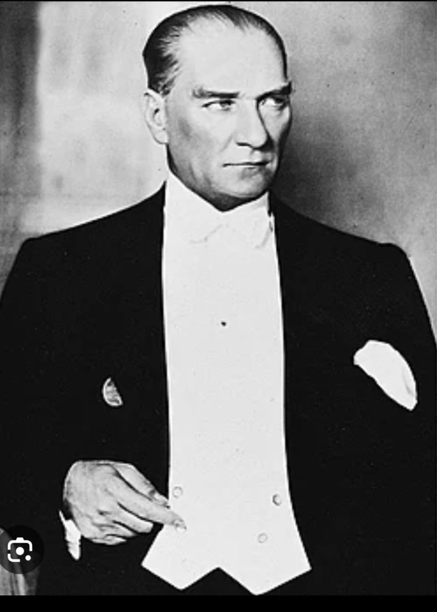 TCPelin1881's tweet photo. @RTErdogan Öldükten sonra bile vatanını yöneten, dünya üzerindeki tek liderdir Atatürk!
Atatürk de cumhuriyet gibi ilelebet payidar kalacak! https://t.co/Cyk8Z6fI7G