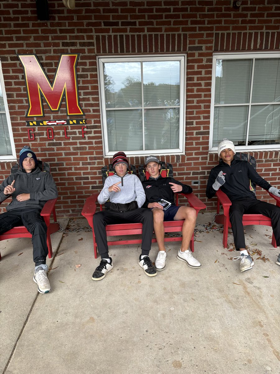 Johann, Schaffer, Karl and Jackson ready to play in the final round of the state golf tournament! 

Follow the link to Golf Genius for live leaderboard updates! mpssaa.org/mobile/state-c…