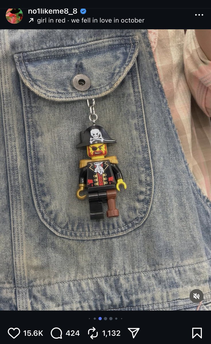chzyshenanigans's tweet photo. SCREAMS THE M4TZ LEGO THE SONG THEY ARE HARD LAUNCHING I WILL KILL MYSELF https://t.co/iomalVMWZj