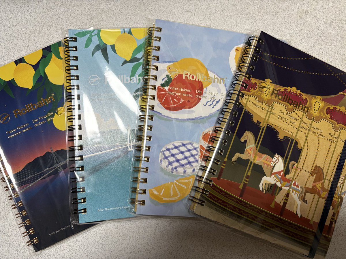 techousuki's tweet image. 食べ物だけにしようとしてたんだけど
メリーゴーランドがあまりにも可愛くて……。

やっぱりピンクのマカロン欲しいな……。
の、お気持ちです。
σ(･´-･`*)ｳｰﾝ…