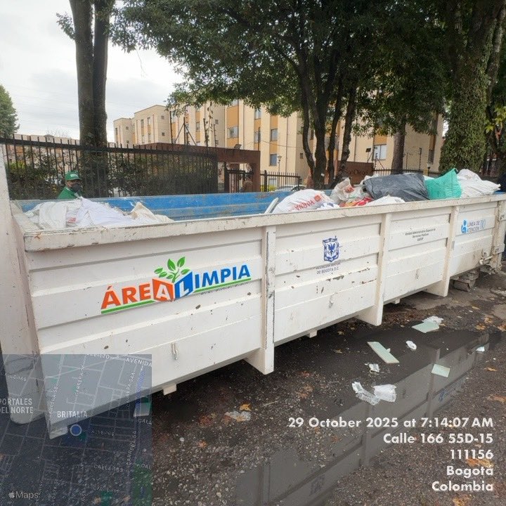 AreaLimpiaESP's tweet photo. #AEstaHora nuestro #Ecopunto de San Diego está disponible para toda la ciudadanía que necesite disponer de sus residuos de construcción, demolición y voluminosos. https://t.co/yoQ1RfueEI