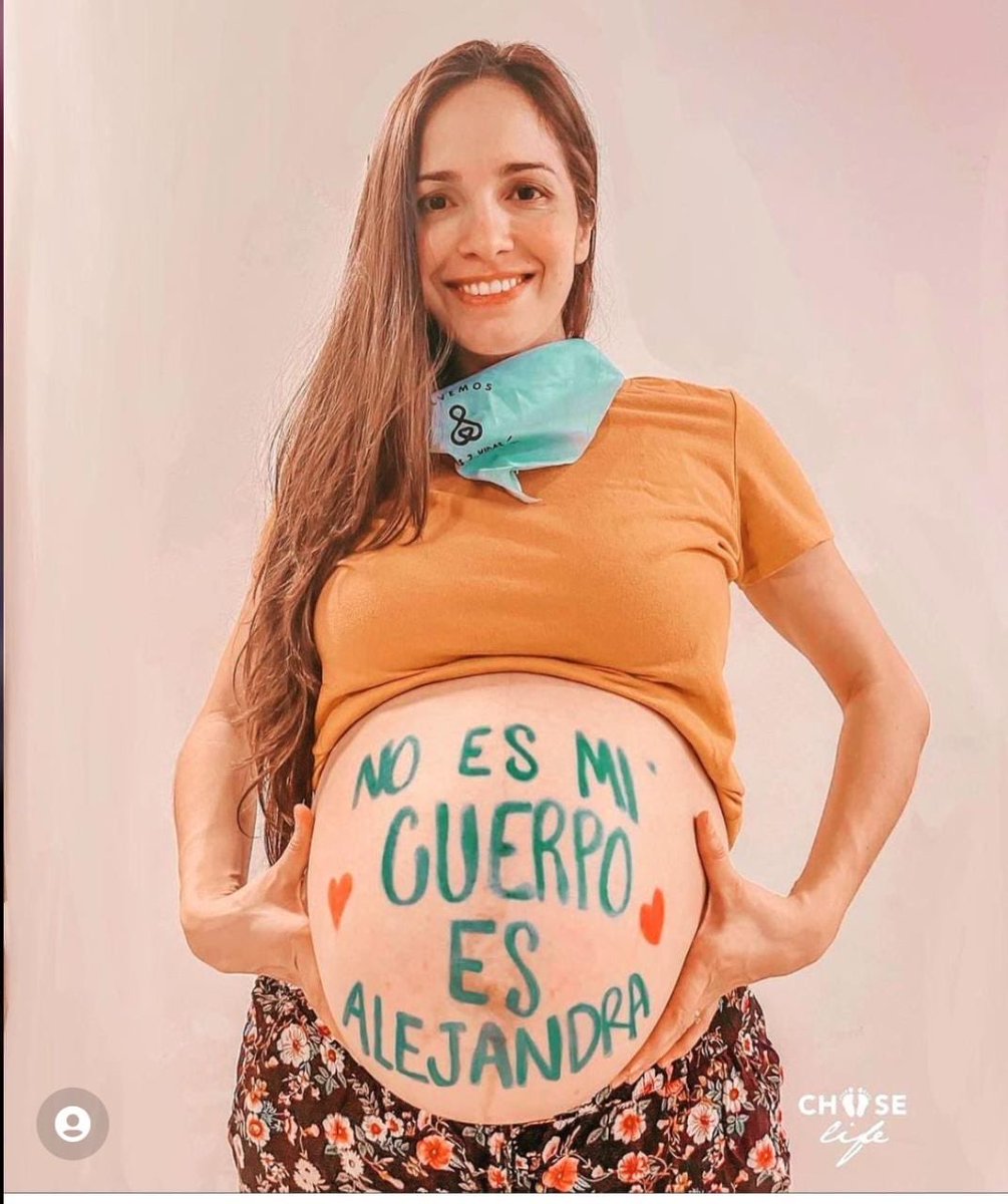 cfelmerv's tweet photo. #CumbreAbortistaNO
Cuando un niño viene en camino se defiende y se cuida el Aborto es un Negocio Nunca le importó la mujer https://t.co/gclnS22bdX