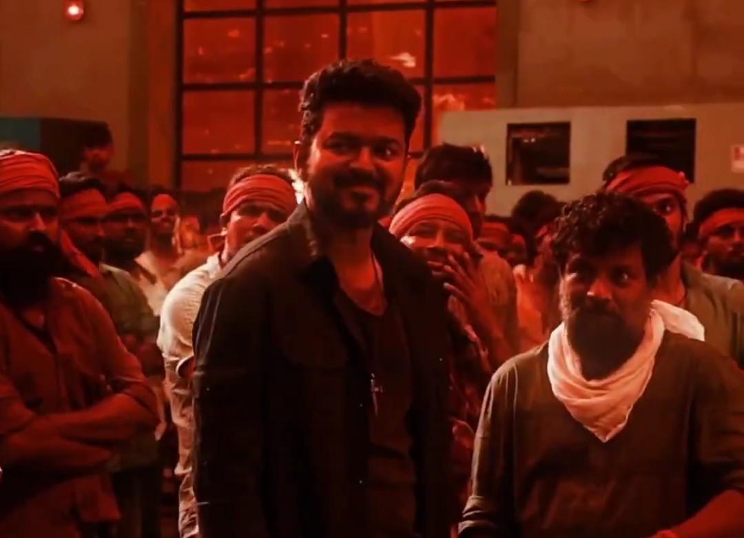 vishal_tweep's tweet image. Our Thalapathy&apos;s #LEO looks &amp;gt;&amp;gt;&amp;gt;&amp;gt;

@Dir_Lokesh 👏👍👌