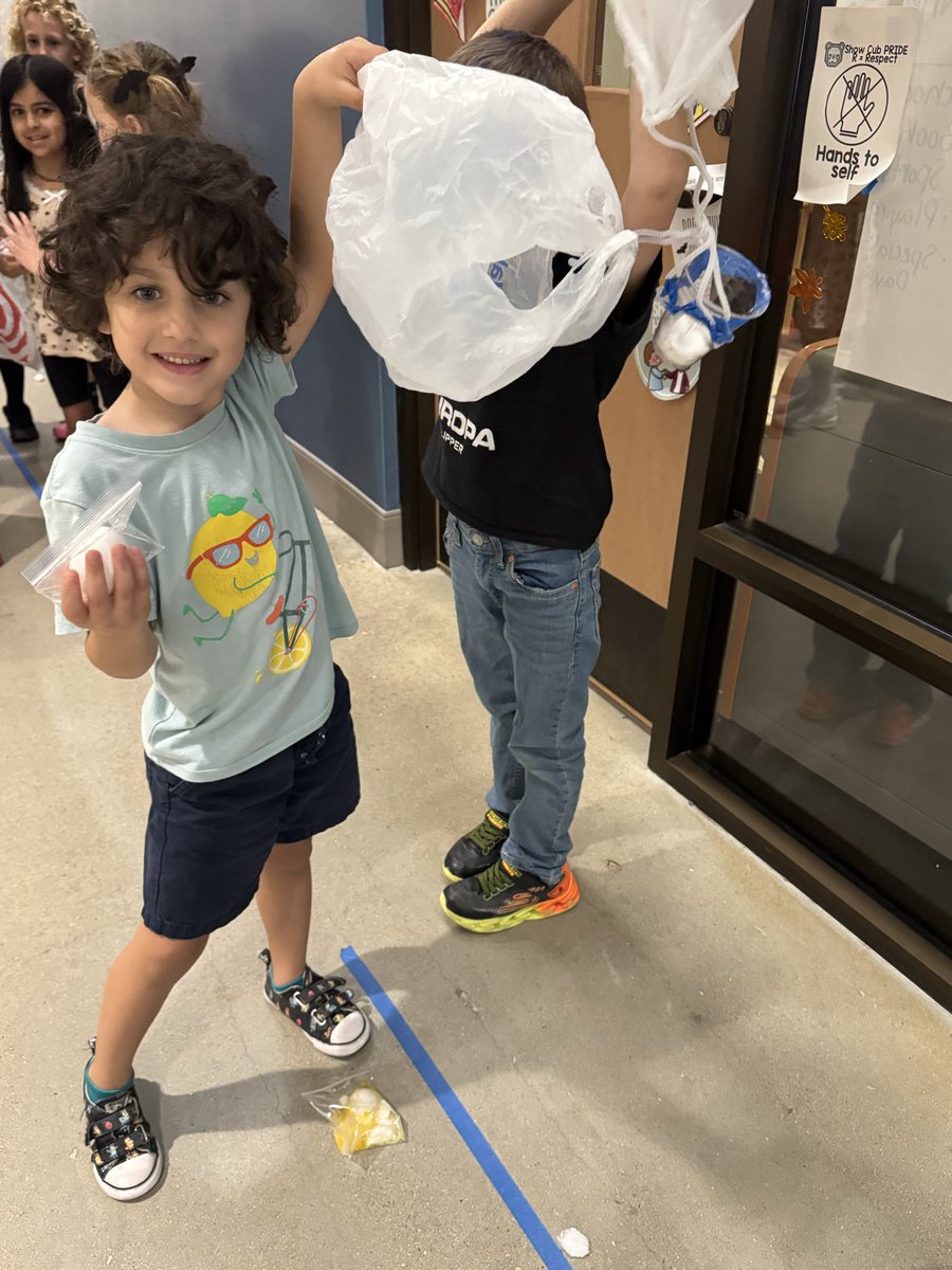 Egg drop #2 Humpty Dumpty is looking good with these little engineers!! 🪂 🥚 <a href="/canSTEM/">Cannon Cubs</a> #CanKinder #KinderCubs