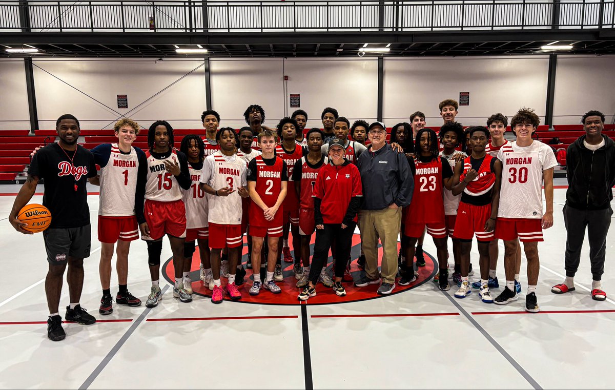Thank you to Morgan County Parks &amp; Recreation, Lance Alexander &amp; his entire staff for allowing our guys to practice in the New Community Center this week as <a href="/MoCoVB1/">MoCoVB</a> prepares for another State Championship appearance!

Go Dogs! 🔴⚫️