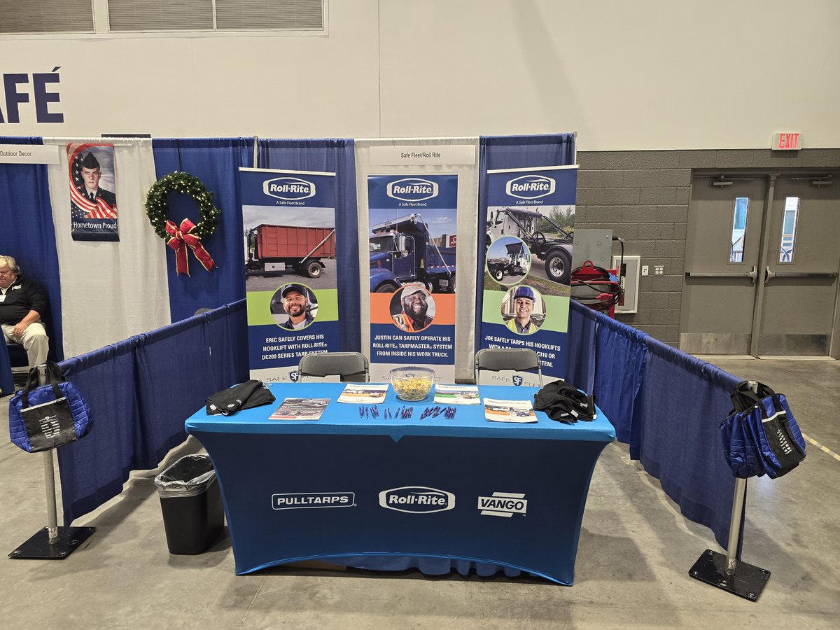 RollRite's tweet image. 👷We gotcha covered #NewYork!

We&apos;re at the NYS Highway &amp;amp; Public Works Expo today only in Booth# 58, stop by to learn how we can help protect your drivers and everyone around your municipal trucks.

#rollrite #tarpsystem #municipal #dumptruck