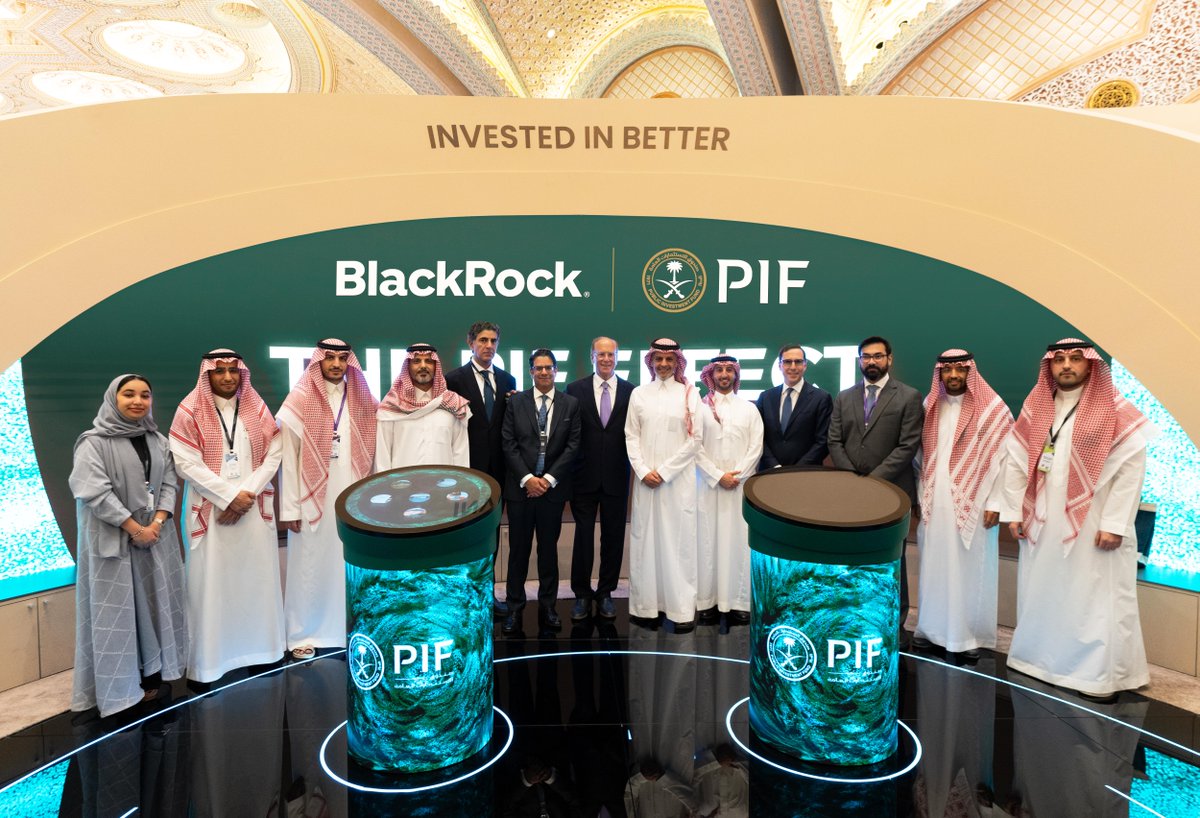 PIFSaudi's tweet image. على هامش #مبادرة_مستقبل_الاستثمار، أعلن #صندوق_الاستثمارات_العامة وشركة &quot;بلاك روك&quot;عن إطلاق صناديق استثمارية مشتركة جديدة ضمن فئات أصول متنوعة، يتيحها للمستثمرين المحليين والدوليين، وذلك من خلال منصة &quot;بلاك روك الرياض لإدارة الاستثمارات&quot;.