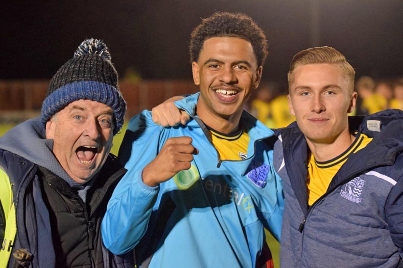 A photo for <a href="/Riothomas08/">Rio Thomas</a> and <a href="/durussel_r/">Ronnie Durussel</a> to treasure haha. A very rare image of the man behind the camera taken by Rob Craven last night after Danny Heath's <a href="/SUFCYouth/">SUFC Academy</a> triumphed 3-0 at <a href="/BSFCTheBlues/">Bishop's Stortford FC</a> in the FA Youth Cup.