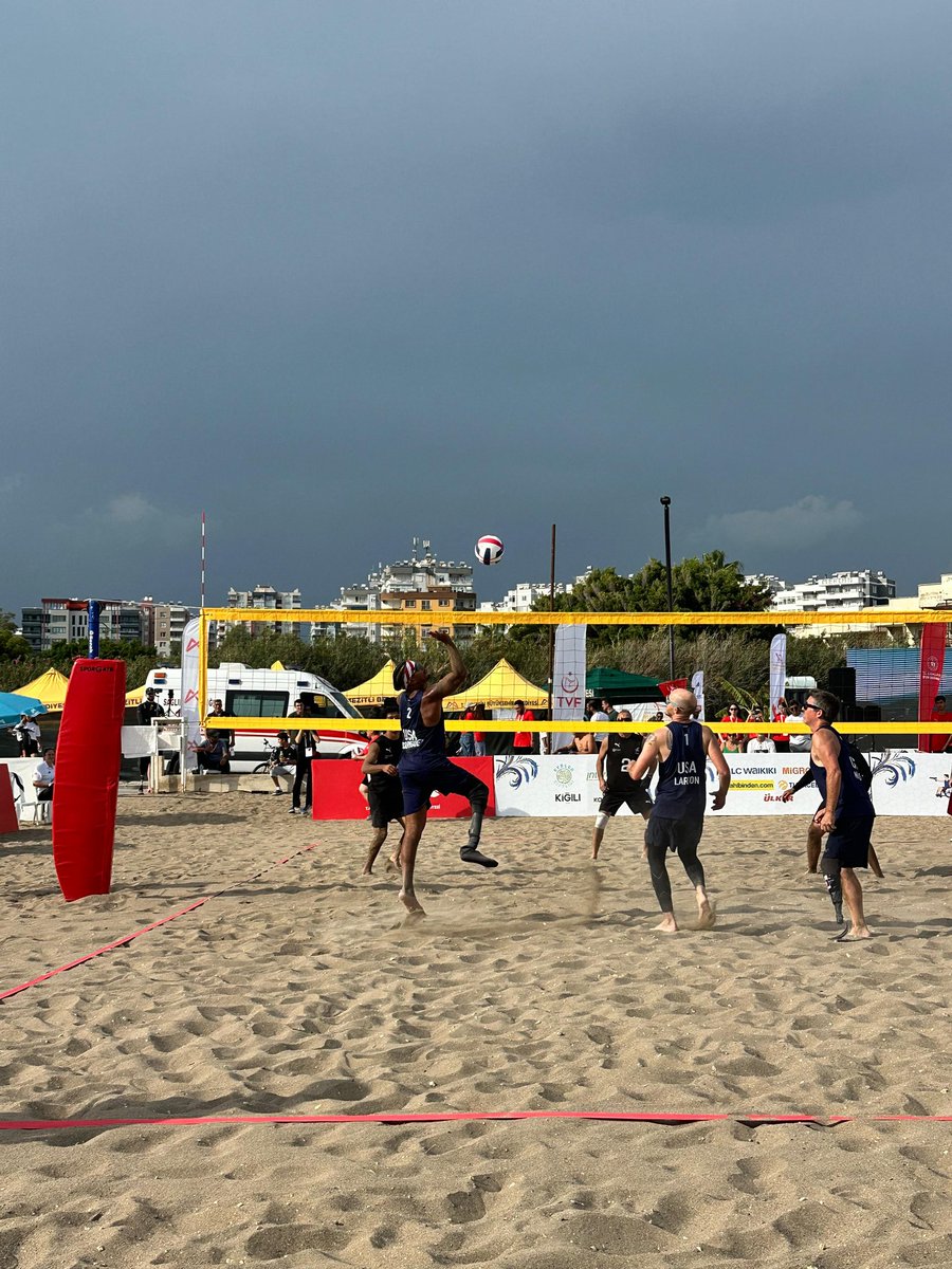 Robert Anthony tweet media