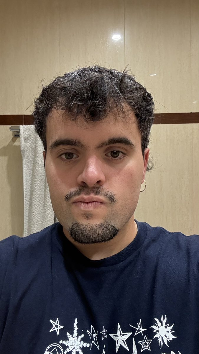 adrià🇵🇸🇦🇲🇱🇧 tweet media