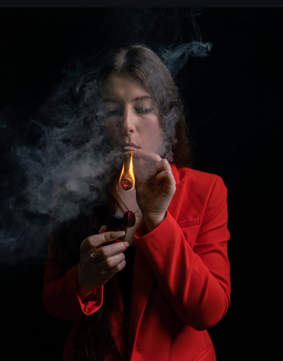 Jessica cigar tweet media