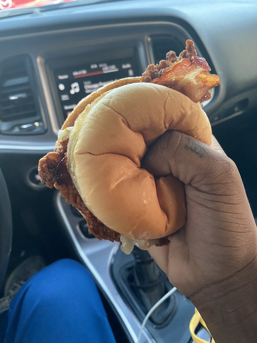 sarah paulson's pr (@sarahpaulsbean) on Twitter photo 