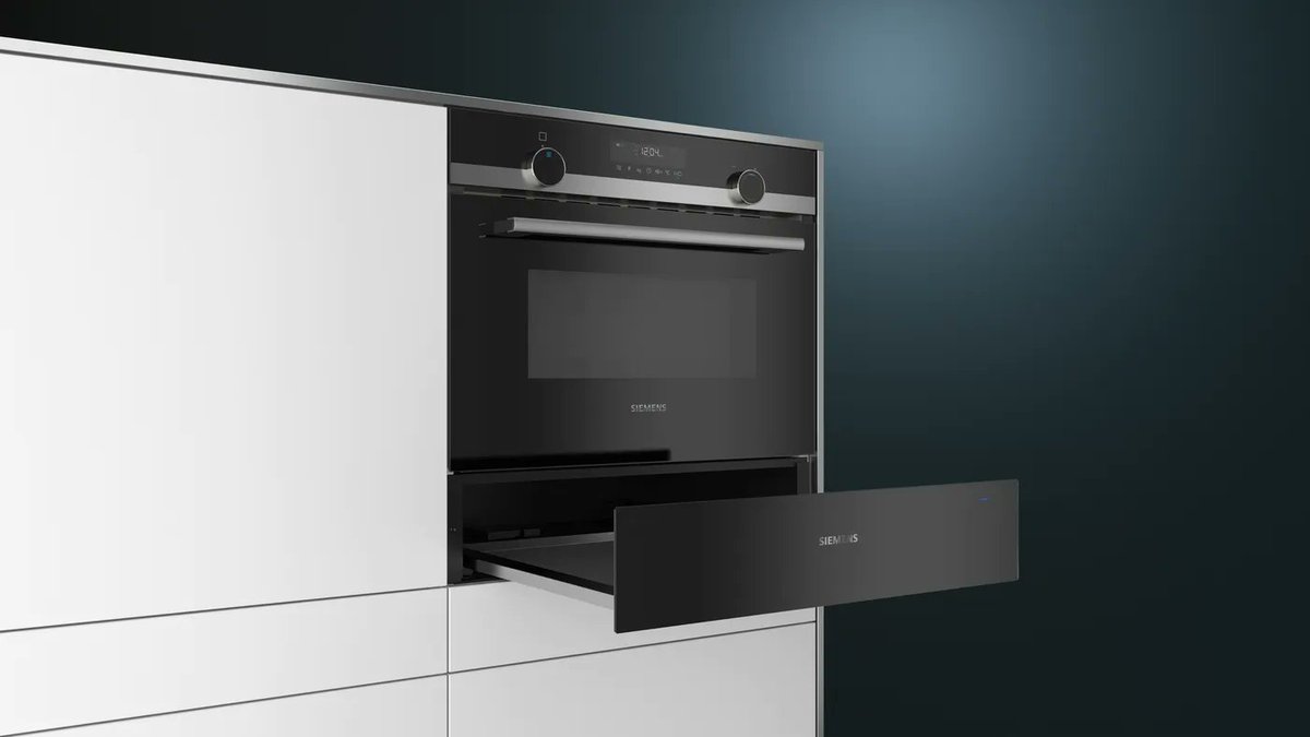 SalesSuperstore's tweet image. Stop serving lukewarm meals! Bring the finishing touch of professional convenience to your home.

Shop now 🔗 appliancesuperstore.co.uk/siemens/

#ApplianceSuperstore #Siemens #WarmingDrawer #KitchenDesign #iQ500 #Entertaining #Cooking #BuiltInAppliance
Model: BI510CNR0B