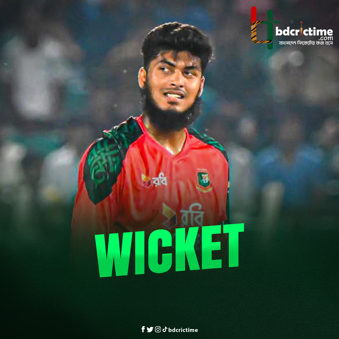 BDCricTime's tweet image. WHAT A COMEBACK!

After conceding 15 in his first over, Rishad strikes with the very first ball of his 2nd 💪

#BANvWI #BangladeshCricket #BDCricTime