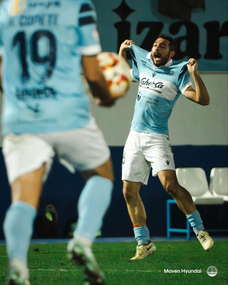 ¿Y si revivimos esto el sábado? 🙄

📲 #MiCorazonLateCeleste #CoriaMadrid